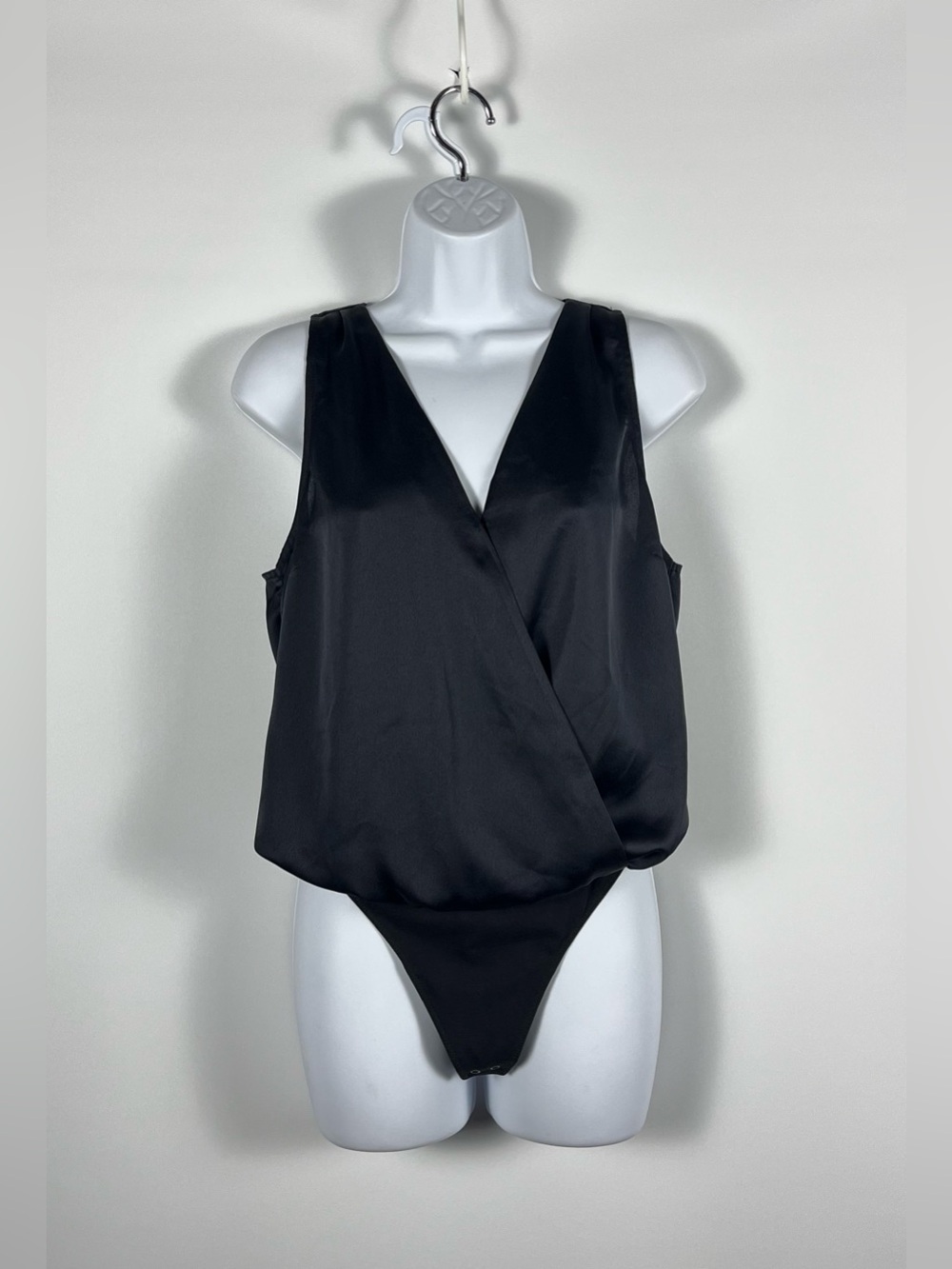 Ambercrombie & Fitch Black Satin Surpise Wrap Bodysuit Size NWT